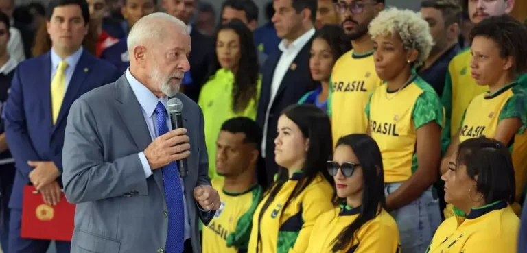 Lula comemora ouro de Bia Souza no judô e destaca importância do Bolsa Atleta