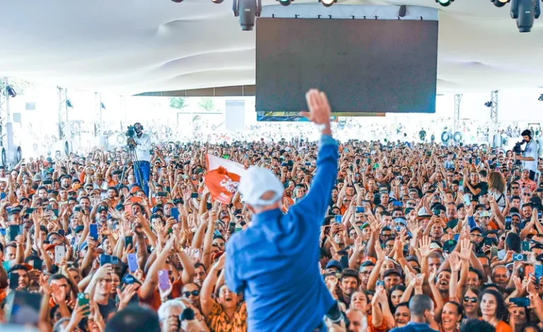 Lula seguirá agenda de viagens pelo país nesta semana