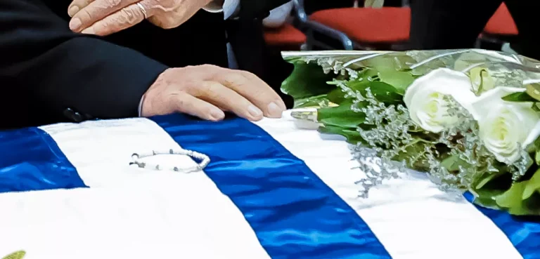 Lula se despede de Mujica e pede bênçãos do céu para um mundo mais fraterno