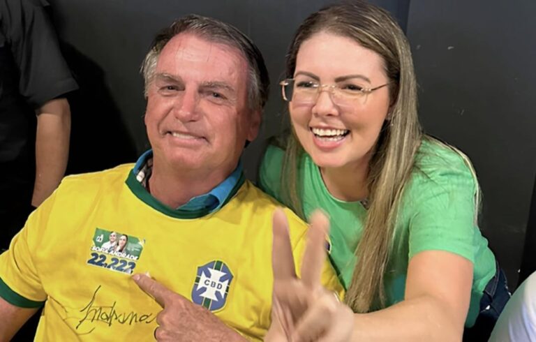 Vereadora bolsonarista é pega negociando vantagens em cima de empréstimo de prefeitura de Rondônia