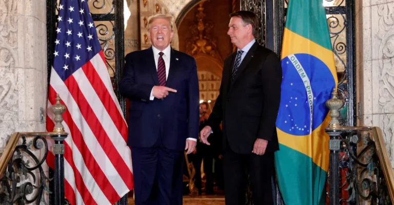 Trump ferrou Bolsonaro: o jogou num “buraco difícil de sair”