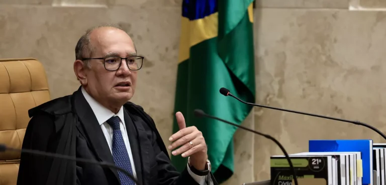Gilmar Mendes diz que Moraes tem “toda a confiança e apoio” do STF