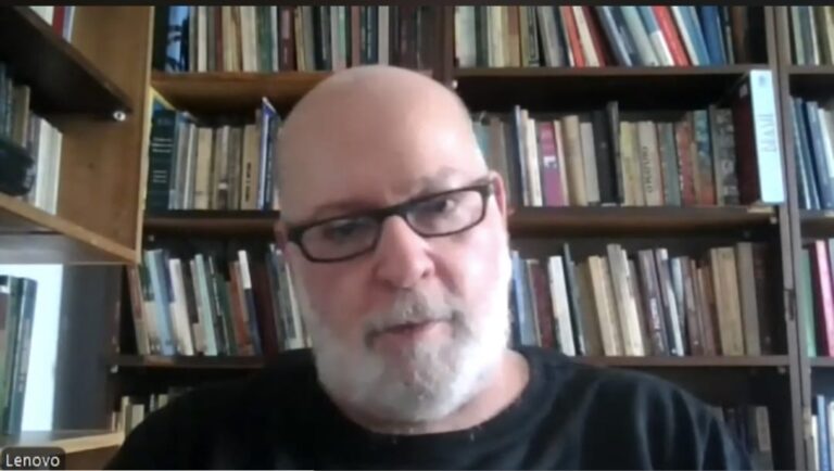 Vinicio Carrilho Martinez concede entrevista à Fundação Conrado Wessel sobre capitalismo digital e tecnofascismo