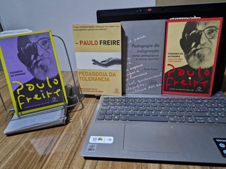 Três leituras contra o Fascismo- contra todo tipo de fanatismo, sectarismo